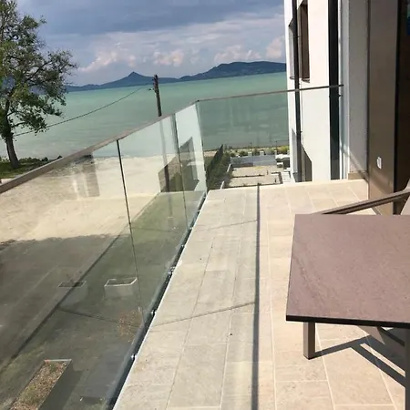 Sunset Apartment